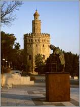 Sevilla, Torre del Oro und Mozart-Denkmal am Ufer des Guadalquivir. Scan eines Dias aus dem Frhjahr 2000.