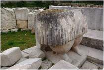 In der pr�historischen Tempelanlage in Tarxien steht die Kopie der gr��ten Magna-Mater-Statue Maltas. Das Original befindet sich im National Museum of Archeology in Valletta. 20.03.2009