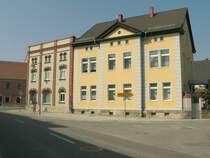 Laucha an der Unstrut - Huser am Eingang zur Halleschen Strae - 12.04.2009