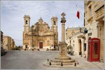 Am Dorfplatz steht die Kirche des Ortes Gharb. 28.03.2009