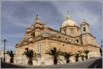 Die Kirche in Nadur ist aufgrund ihrer Lage weithin sichtbar. 28.03.2009