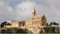 Die Lourdes Chapel liegt gleich oberhalb des Hafens von Mgarr. 27.03.2009