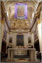 Der Altarraum in der Kirche in Marsaxlokk. 22.03.2009