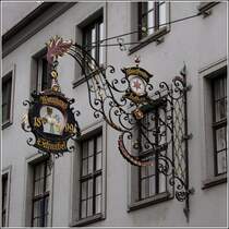 Wirtshausschild  Weinhaus Schnabel  in Wrzburg. 05/2009