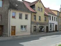 Laucha an der Unstrut - H�user in der Unteren Hauptstra�e - Foto vom 09.05.2009 
