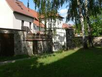 Laucha an der Unstrut - Idylle hinter der Kirche - Foto vom 17.06.2009 
