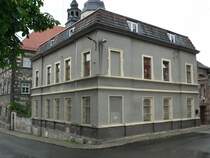 Laucha an der Unstrut - Das Geb�ude der ehemaligen Sparkasse in der Bahnhofstra�e - 21.06.2009
