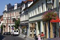 Die Wilhelmstrae, Verbindung zwischen Berg-u.Talstadt. Unten das ehemalige Kaufhaus Fischer, heute altengerechte Wohnungen. 