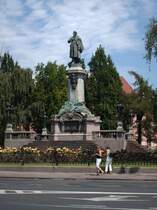 Warschau Adam Mickiewicz Denkmal 07.2007.                       
Warszawa pomnik Adama Mickiewicza 07.2007.