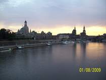 Anlegestelle der Weissen Flotte im Sonnenuntergang