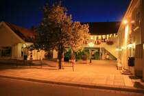 N�chtlich Idylle auf dem Innenhof der Schlachterei Fersk og Frys; 29.09.2009