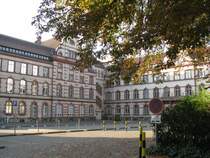 Schwerin; R�ckseite des Hauptpost von der Bischofsstra�e gesehen  27.09.2009