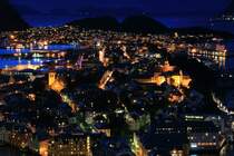 Das �lesund-Panorama mit typisch westnorwegischem Wettercharakter; 06.10.2009