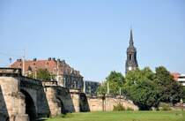 Dresden - Blick von Brhlscher Terrasse auf die Dreiknigskirche in der Neustadt, links die Augustusbrcke - 01.09.2009 