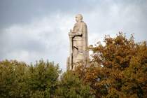 HAMBURG, 25.10.2009, Blick von der Seewartenstra�e zum Bismarck-Denkmal