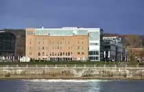 Bau auf dem ehemaligen Portland-Zement-Fabrikgel�nde jetzt fertig. Die Schrift  Pillemann  ist immer noch da, nur etwas ausgewaschen! 