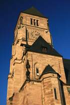 Der Turm der Chemnitzer Schlo�kirche im warmen Licht der Nachmittagssonne am 27.12.06.