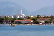 T�rkei - Side - Blick vom Hafen nach Norden, im Hintergrund das Taurusgebirge - 11.10.2009