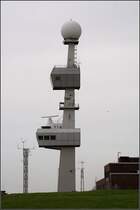 Der 55 m hohe Radarturm Knock der Verkehrszentrale Ems. 01.09.2009