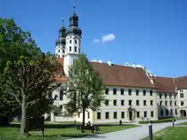 Kloster Obermarchtal,Alb-Donau-Kreis,
geht auf das Jahr 776 zur�ck,
das sehenswerte M�nster,
Mai 2008