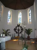 Kassel Rothenditmold die kath. Kirche St.Joseph. Erbaut 1906 auf dem Rothenberg von Kommerzienrat Peter Wegmann, Inhaber der Wagonfabrik Wegmann und Co. Im zweiten Weltkrieg sehr stark zerst�rt und ausgebrannt wurde sie dann in vereinfachter Form wiederaufgebaut.