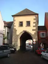 Breisach am Rhein,
Gutgesellentor von 1402, 1945 stark zerst�rt,
ab 1956 ver�nderter Wiederaufbau,
Feb.2010