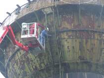 untere Umfahrung des Turms wird demontiert 28.4.09 
www.wasserturm-halberstadt.de