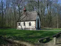 Freiburg-Waltershofen,
die katholische Waldkapelle im neugotischen Stil,
April 2010