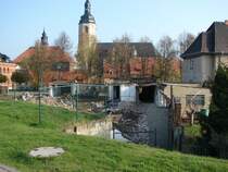 Laucha an der Unstrut - Blick von der Ladestrae auf die abgerissene Kegelbahn An der Appel - 19.04.2010 
