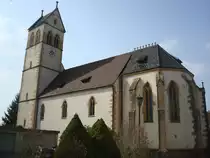 evangelische Dorfkirche in St.Ilgen/Markgr�flerland,
aus dem 13.Jahrhundert,
April 2010