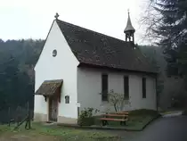 St.Gotthard Kapelle bei Staufen,
1353 als Filialkirche der Pfarrei Krozingen erstmals erw�hnt,
nach mehrmaligen Zerst�rungen 1733 im heutigen Stil aufgebaut,
1962 renoviert,
April 2010