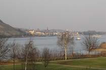 Rüdesheim am Rhein, von Bingen aus fotografiert; 23.03.2010