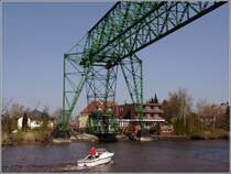 Heute dient die inzwischen renovierte Schwebefhre Osten nur noch touristischen Zwecken. 25.04.2010