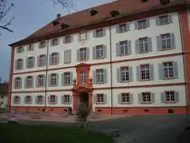 Deutschordenschlo� Beuggen am Hochrhein,
wurde vom Orden genutzt von 1246 bis 1806,
seit 1985 evangelische Tagungs-und Begegnungsst�tte,
April 2010