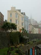 Tenby im Nebel, der Kirchturm ist kaum zu sehen.
(27.04.2010)
