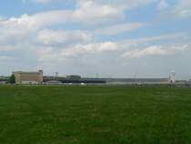 Das Flughafengebude Berlin Tempelhof, 9.5.2010