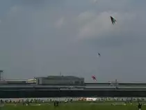 Drachenfest auf dem ehemaligen Flughafen Berlin Tempelhof, 9.5.2010