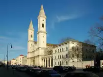 Die Ludwigkirche an der M�nchner Uni (01/10)