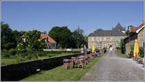 Melle. Der Hof des Schlosses Gesmold. 05.06.2010