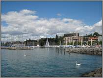 Der Yachthafen von Lausanne am Genfer See, aufgenommen am 25.07.2009.