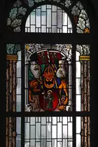 Glarus, Rathaus. Glasmalerei im Fenster des Treppenhauses. Aufnahme vom 05. Juni 2010, 12:42