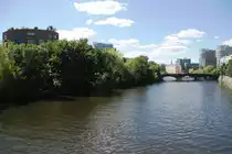 BERLIN, 16.06.2010, Blick ber die Spree zur Moabiter Brcke
