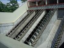 Forchheim im Breisgau,
Rohwasserpumpwerk in der Klranlage,
mittels Frderschnecken mit 2,80m Durchmesser wird das Abwasser ber 7m hoch gefrdert,
Juni 2010 