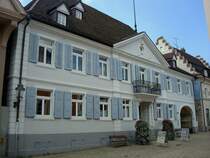 Mllheim im Markgrflerland,
im Blankenhorn-Palais im Frhklassizismus 1780 erbaut befindet sich das Markgrfler Museum, eine umfassende Sammlung ber Land und Leute,
Juni 2010 