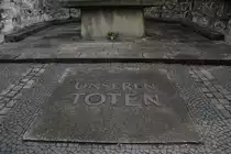 Gedenktafel mauf den Boden der Aegidienkirche in Hannover.Aufnahme von 26.07.2010.