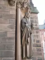 Eingang der Johanniskirche von Saarbrcken. Die Aufnahme des Foto war am 05.08.2010.