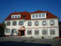Hugstetten im Breisgau,
das Rathaus,
Aug.2010