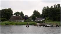 Der Schiffsanleger des Fachwerkdorfes Sieseby an der Schlei. 01.08.2010
