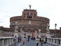 Die Engelsburg (geh�rt zum Vatikanischen Staatsgebiet)
