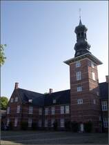 Innenhof und Turm des Schlosses vor Husum. 13.08.2010